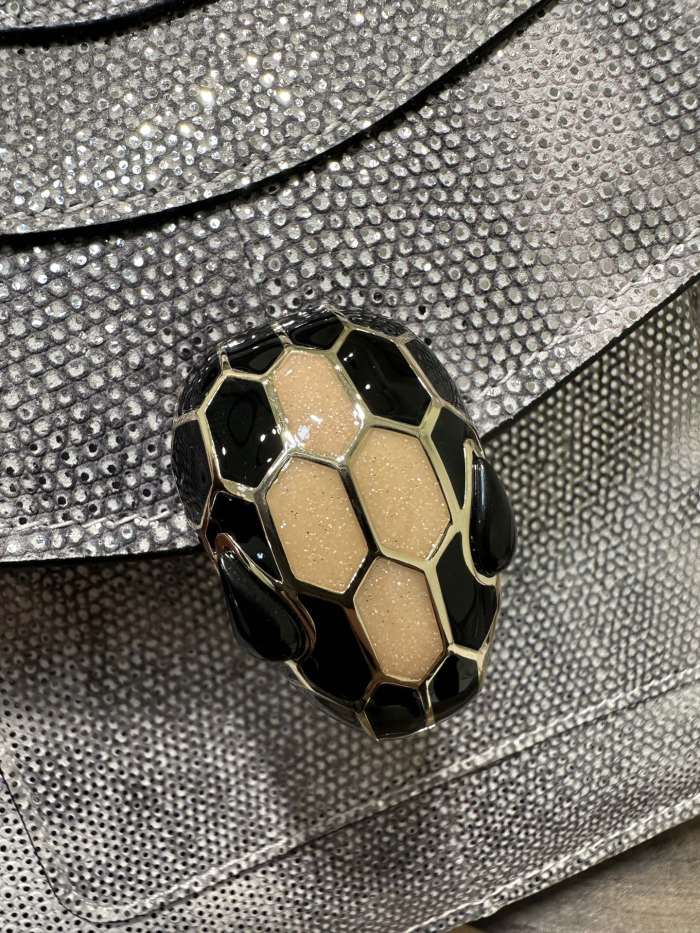  Handbags Bvlgari 38329 size:18 cm