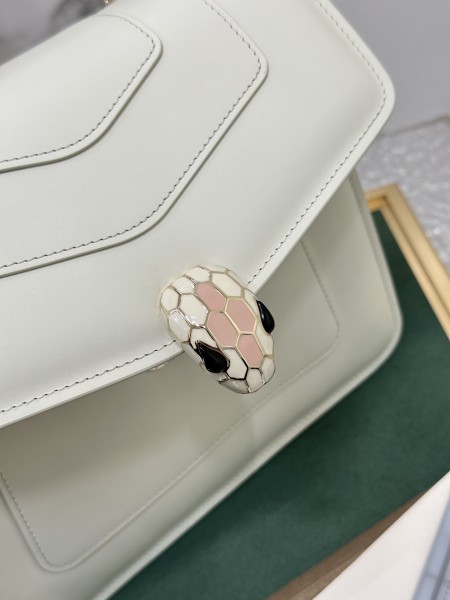  Handbags Bvlgari 289835 size:22.5*18.5*11 cm