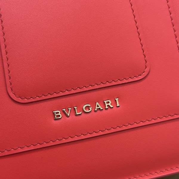  Handbags Bvlgari 38329 size:18*16*9 cm