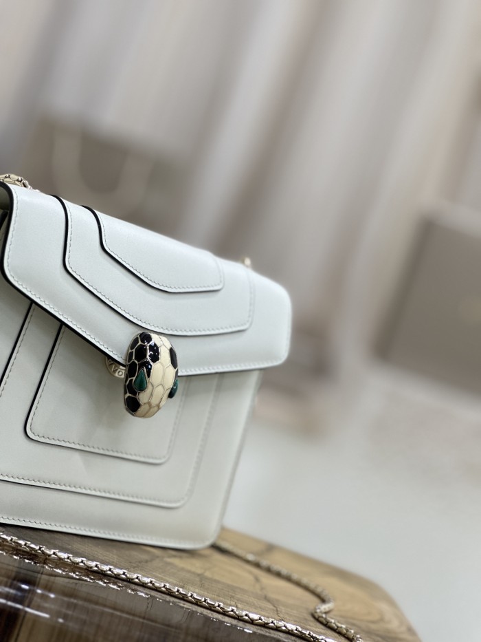  Handbags Bvlgari Serpenti Forever 35107 size:20*15*5 cm