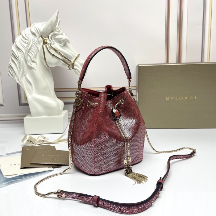  Handbags Bvlgari B287614 size:16*20*10.5 cm