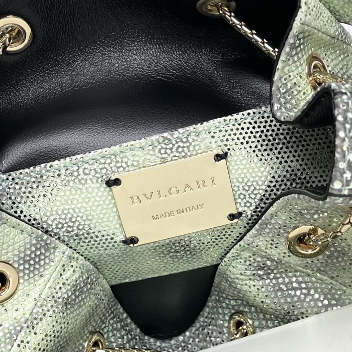  Handbags Bvlgari B287614 size:16*20*10.5 cm