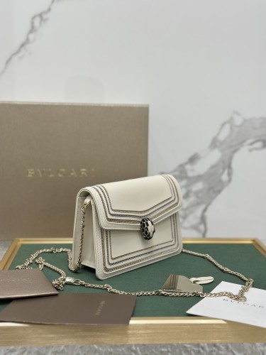  Handbags Bvlgari 288104 size:17*11*5 cm