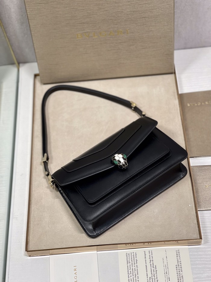  Handbags Bvlgari 292104 size:22*15*4.5 cm