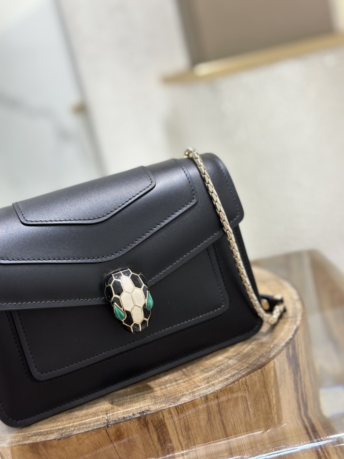  Handbags Bvlgari 289676 size:19*13*7 cm