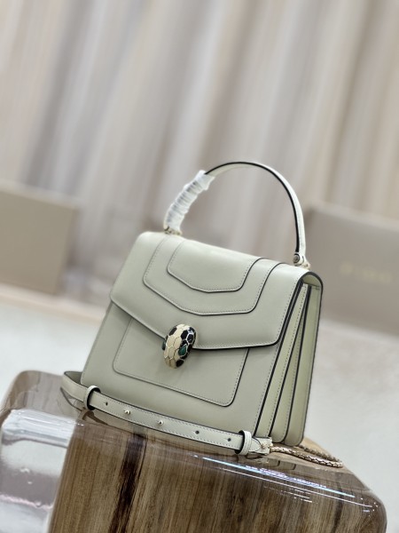  Handbags Bvlgari 38329 size:18*16*9 cm