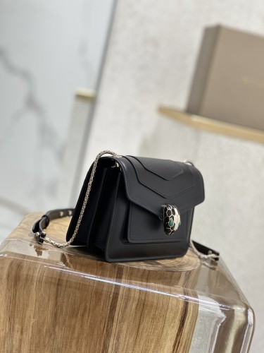  Handbags Bvlgari 289676 size:19-13-7 cm