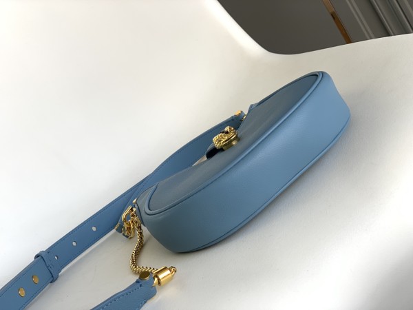  Handbags Bvlgari 2916340801 size:19.5*20*5 cm