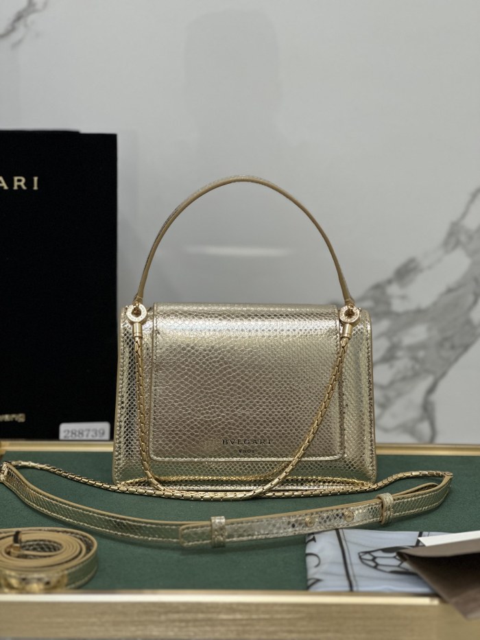  Handbags Bvlgari 288739 size:18.5*13*6.5 cm