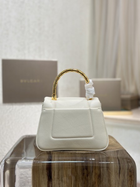  Handbags Bvlgari 292128 size:20*14*10 cm