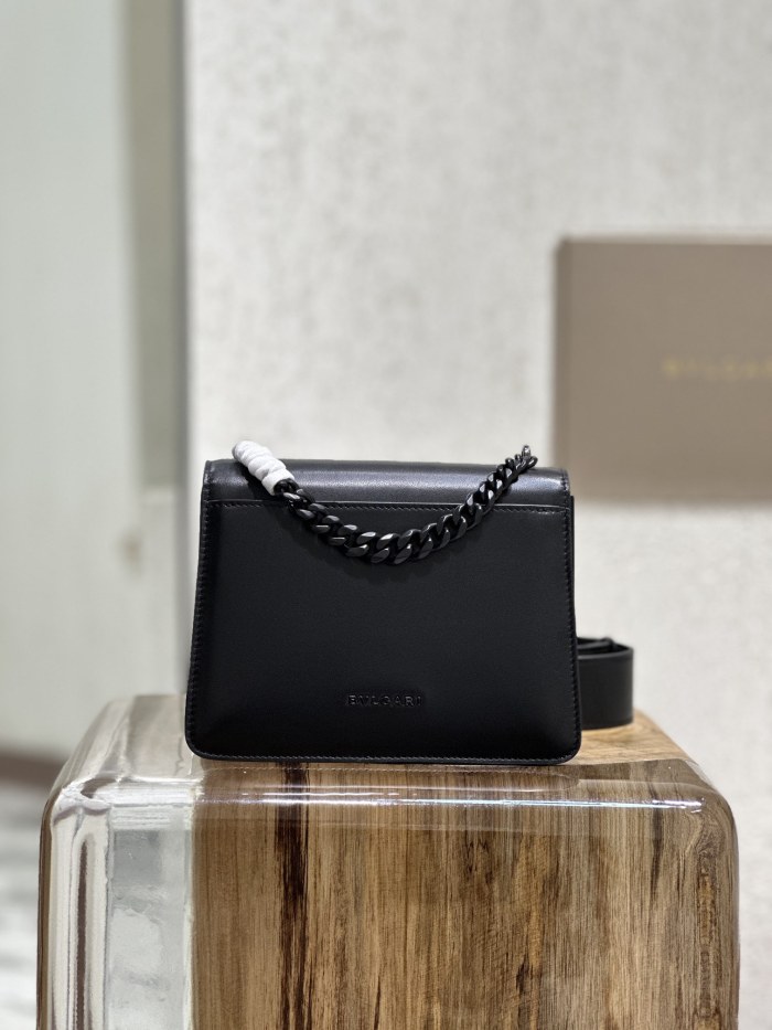  Handbags Bvlgari 290763 size:20*14*8.5cm