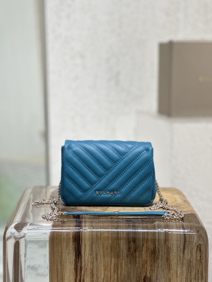  Handbags Bvlgari 288706 size:17*11*5 cm