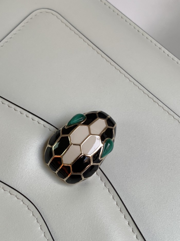  Handbags Bvlgari Sprpenti Forever size:19*13.5*6 cm