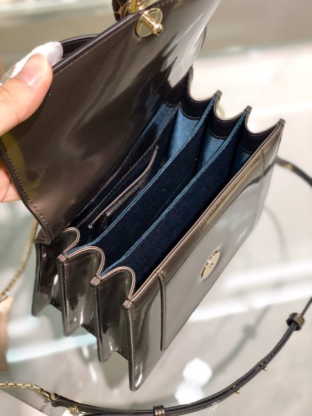  Handbags Bvlgari 38329 size:18*16*11 cm