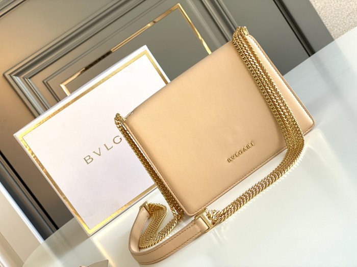  Handbags Bvlgari Sprpenti Forever size:19*13.5*6 cm