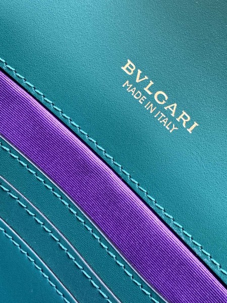  Handbags Bvlgari Serpenti Forever size:25*17*8 cm