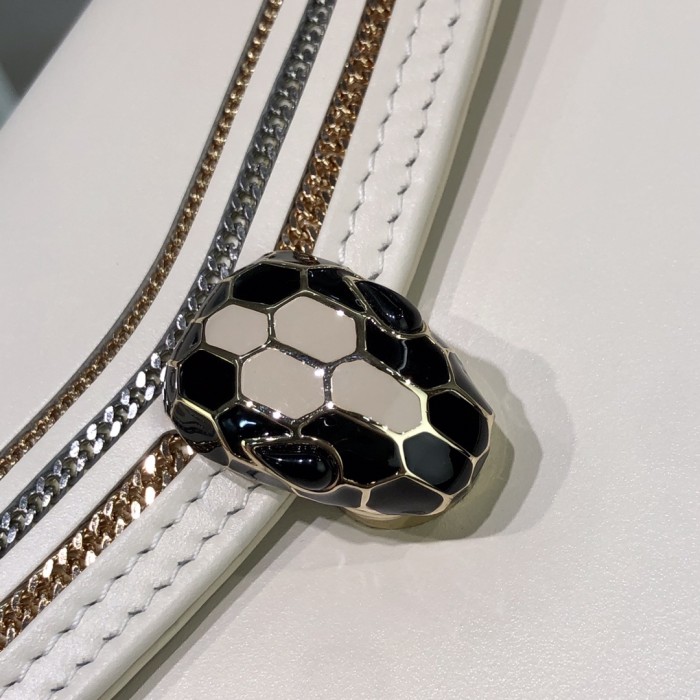  Handbags Bvlgari 288104 size:17.5*11*5 cm