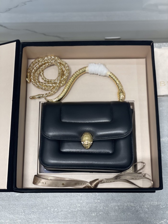  Handbags Bvlgari 291071 size:19.5*15*6 cm