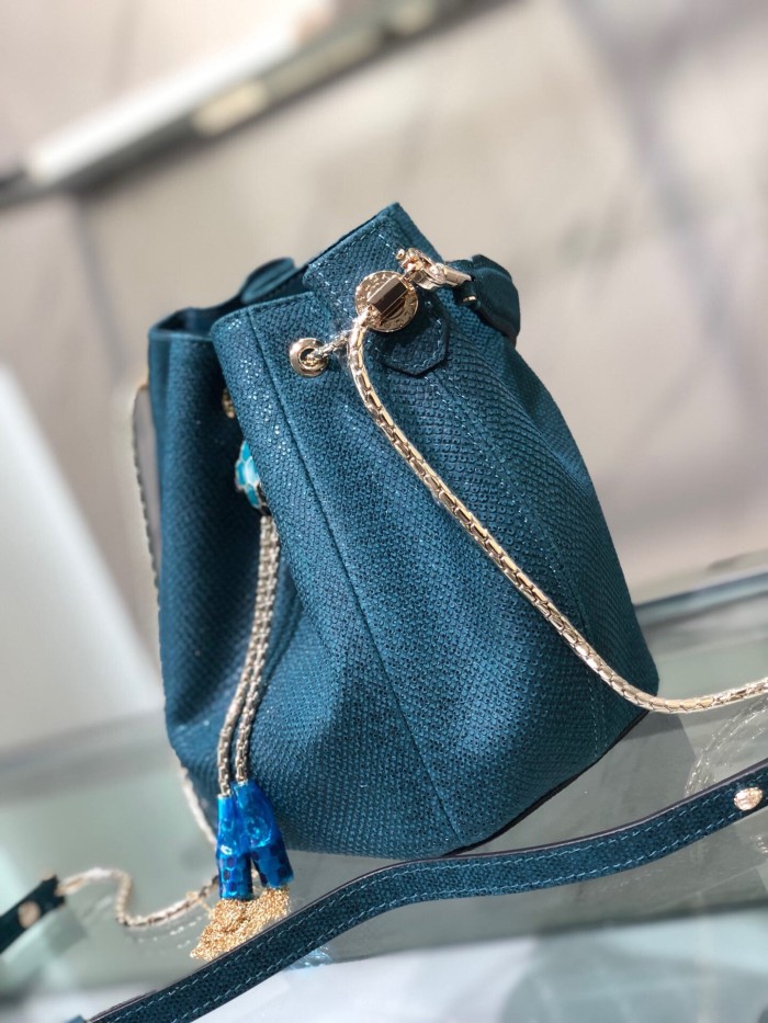  Handbags Bvlgari 287614 size:16*19*11 cm