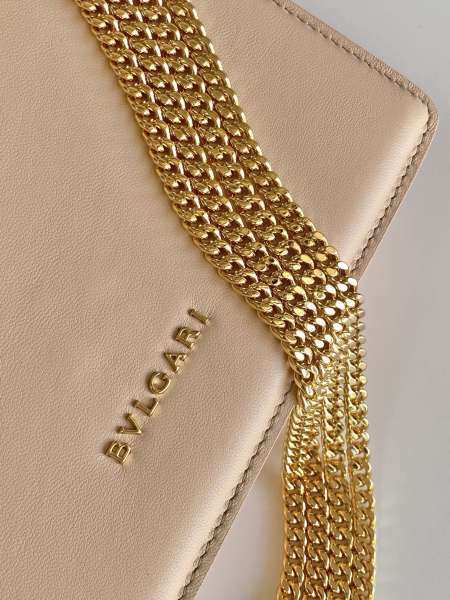  Handbags Bvlgari Sprpenti Forever size:19*13.5*6 cm