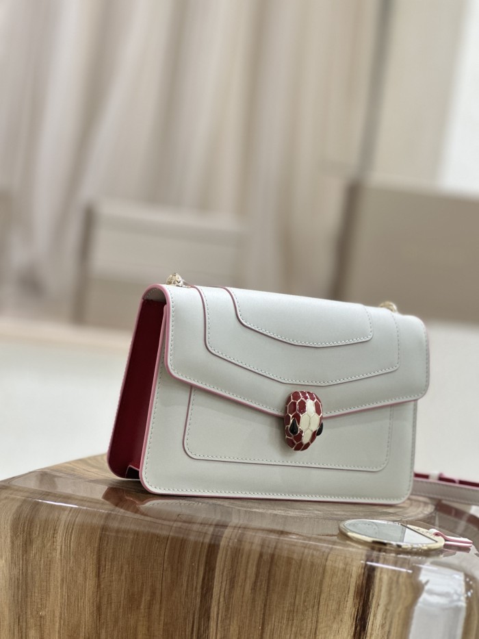  Handbags Bvlgari 38102 size:22*13*5.5 cm