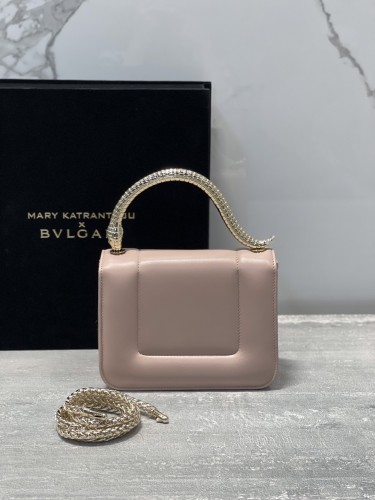  Handbags Bvlgari 291071 size:19.2*15*6 cm