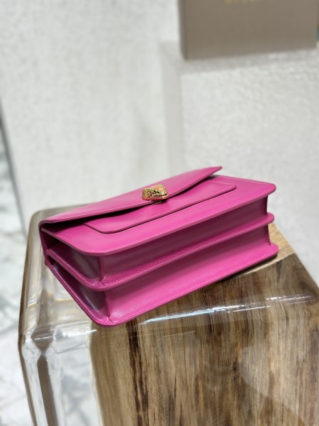  Handbags Bvlgari 290767 size:25*17*8 cm