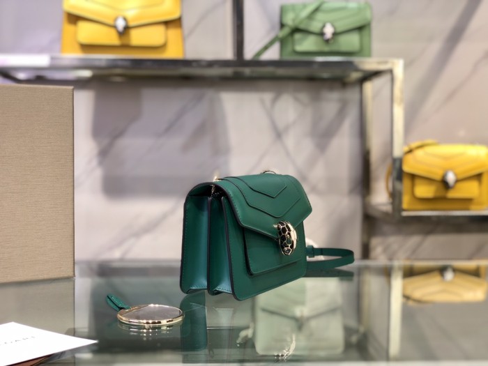  Handbags Bvlgari 9676 size:19*13*7 cm