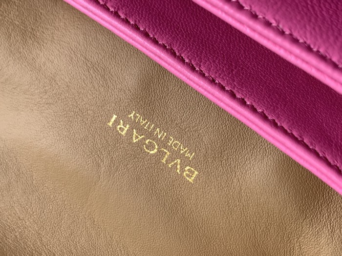  Handbags Bvlgari SERPENTI REVERSE size:22.5*15*7 cm