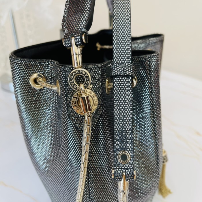  Handbags Bvlgari Sprpenti Forever size:16*11*19 cm