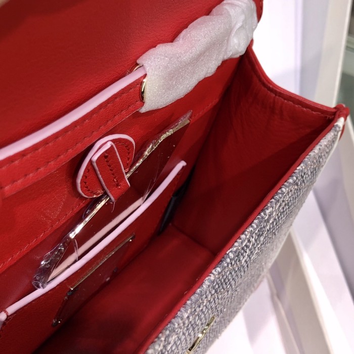  Handbags Bvlgari 288104 size:17.5*11*5 cm