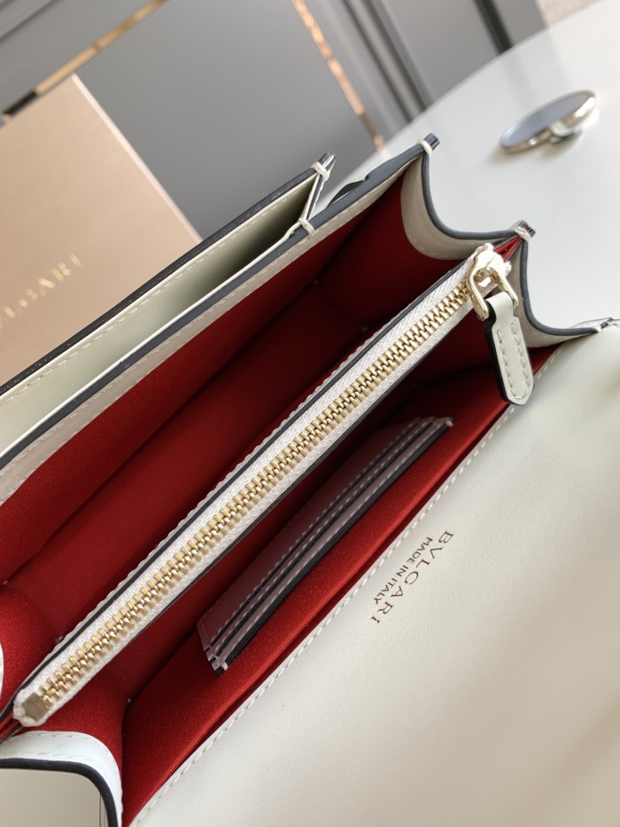  Handbags Bvlgari Serpenti Forever size:25*17*8 cm