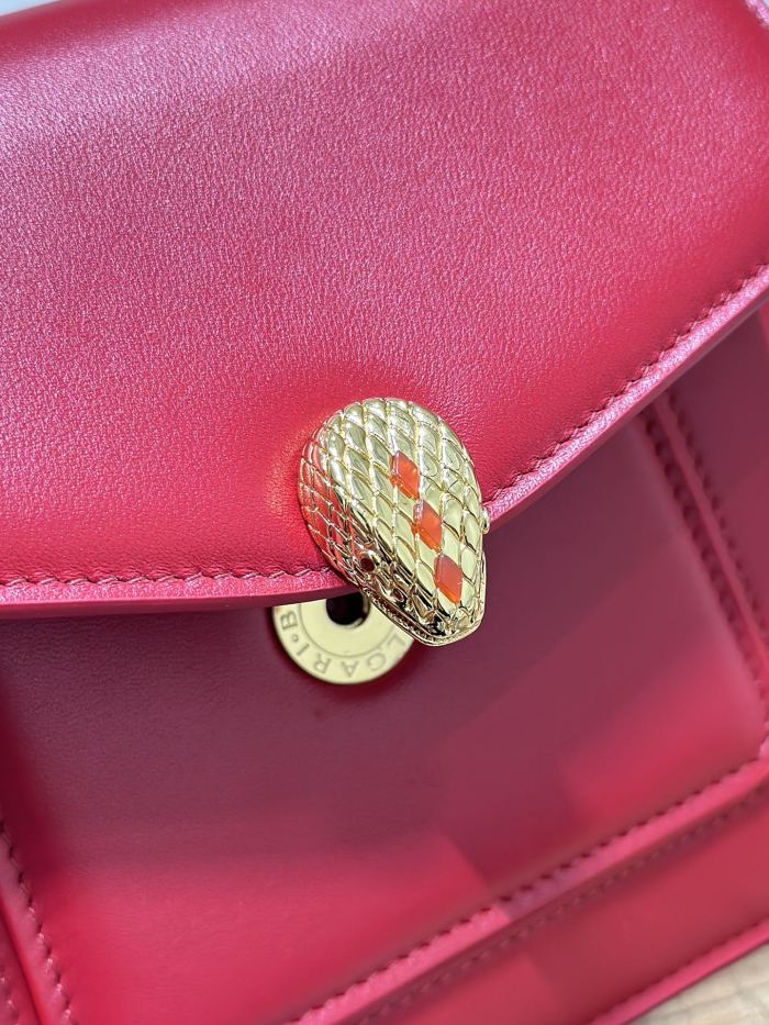  Handbags Bvlgari 290762 size:18*15*9.5 cm