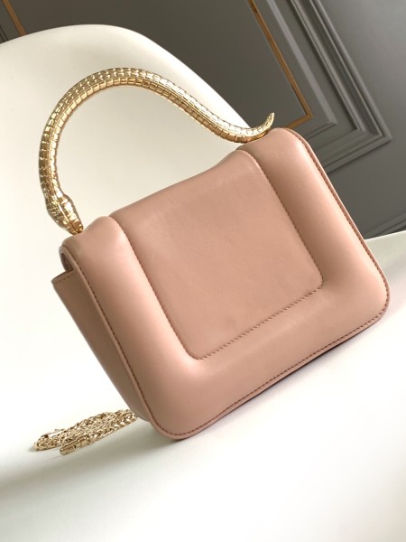  Handbags Bvlgari BVLGARI size:19.2*15*6 cm