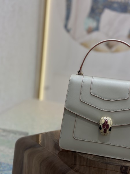  Handbags Bvlgari 38329 size:20*16*9 cm