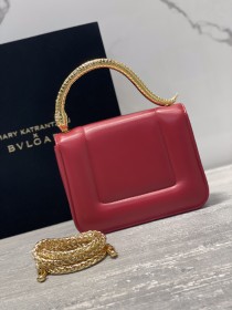  Handbags Bvlgari 291071 size:19.2*15*6 cm