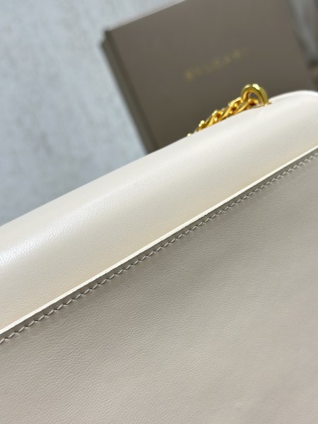  Handbags Bvlgari 290767 size:25*17*8 cm