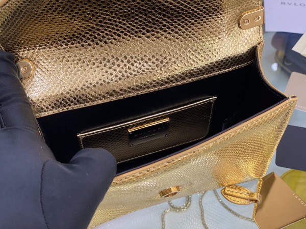  Handbags Bvlgari SERPENTI MULTICHAIN size:19*13.5*6 cm