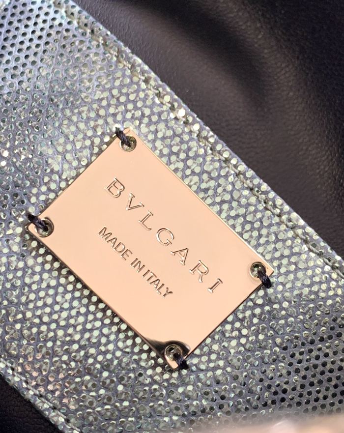  Handbags Bvlgari Sprpenti Forever size:16*11*19 cm