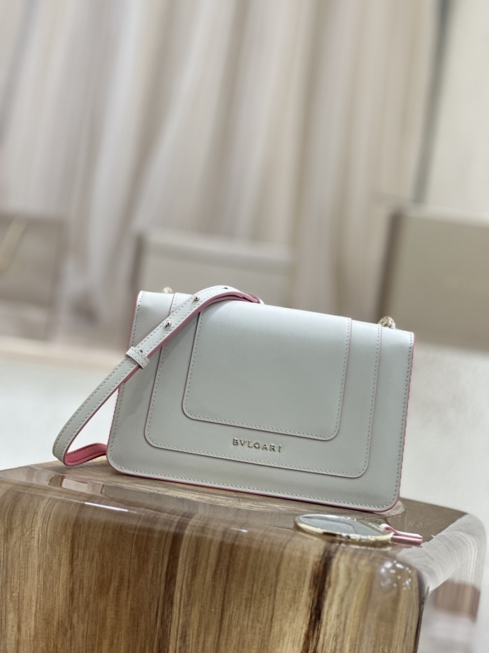  Handbags Bvlgari 38102 size:22*13*5.5 cm