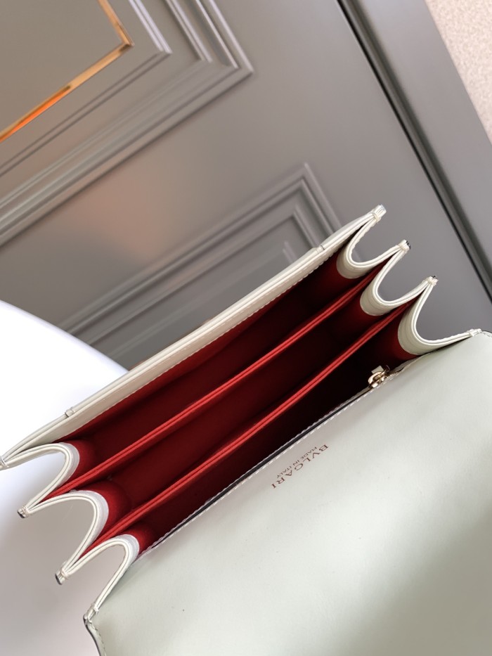  Handbags Bvlgari Sprpenti Forever size:19*13.5*6 cm