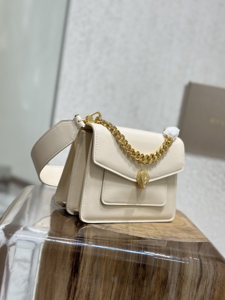  Handbags Bvlgari 290763 size:20*14*8 cm