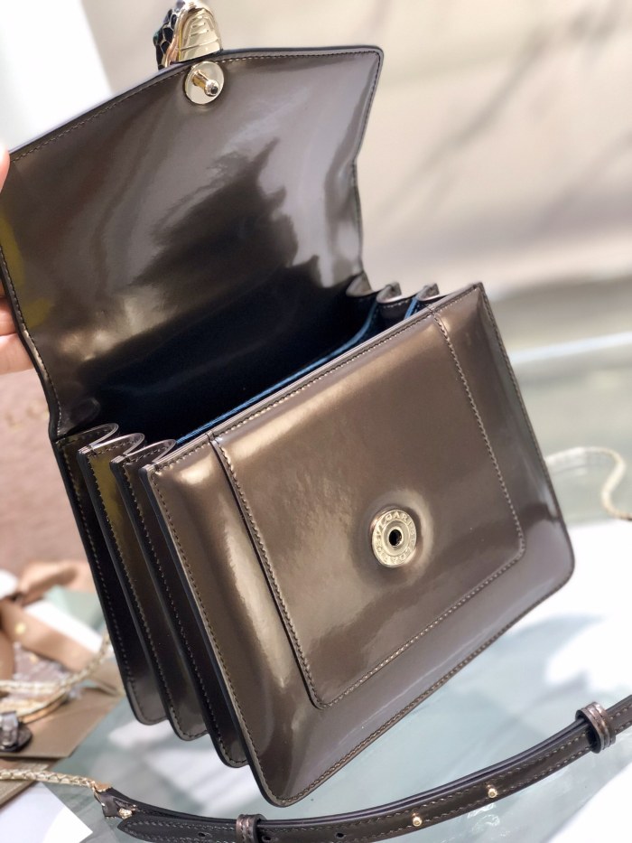  Handbags Bvlgari 38329 size:18*16*11 cm