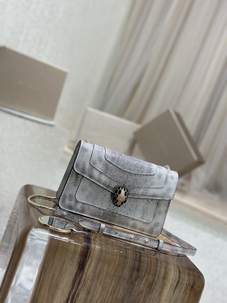  Handbags Bvlgari 38102 size:22*13*6 cm