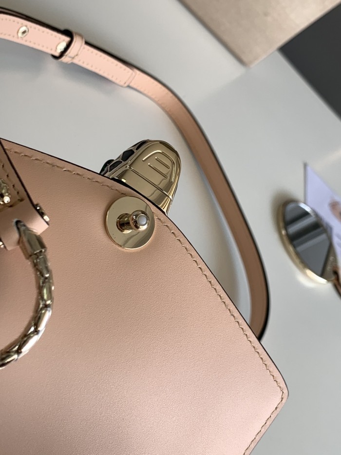  Handbags Bvlgari Serpenti Forever size:25*17*8 cm