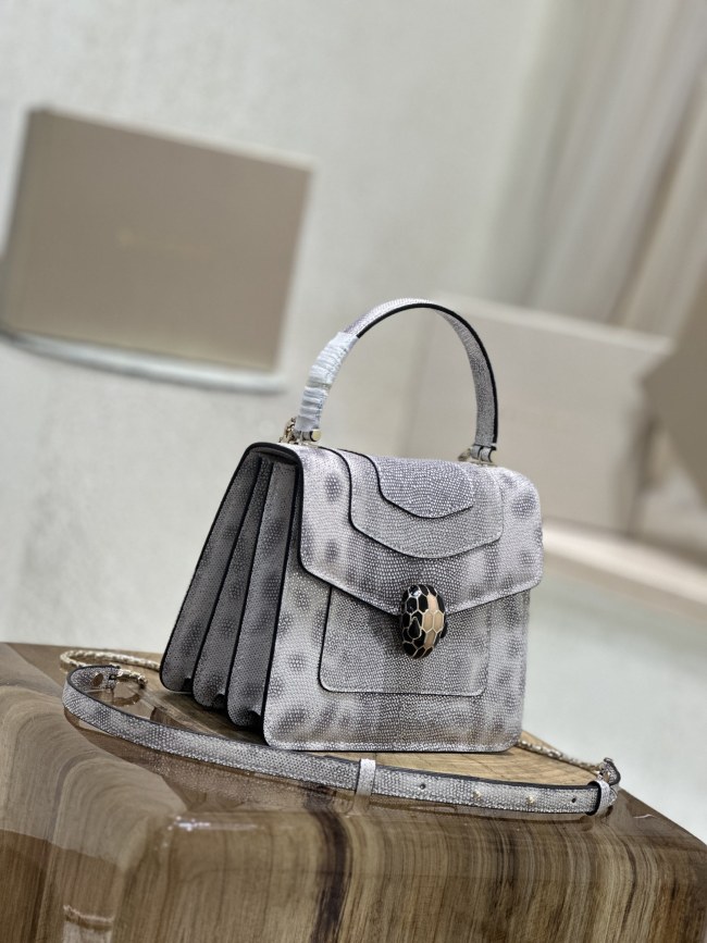  Handbags Bvlgari 38329 size:18 cm