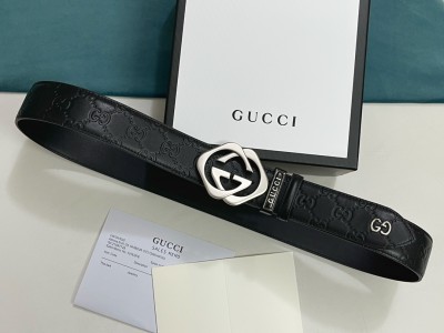  HandbagsGucci Signature size:3.8 cm