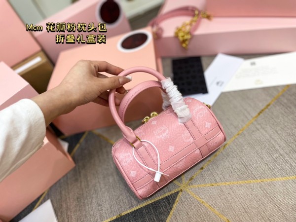  Handbags MCM  mom size:18 cm