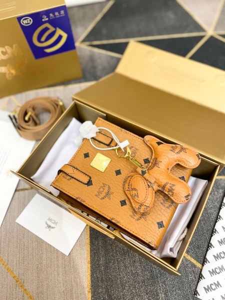  Handbags MCM  mom size:17*14 cm