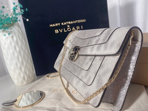  Handbags Bvlgari 370449880 size:25*12*3.5 cm